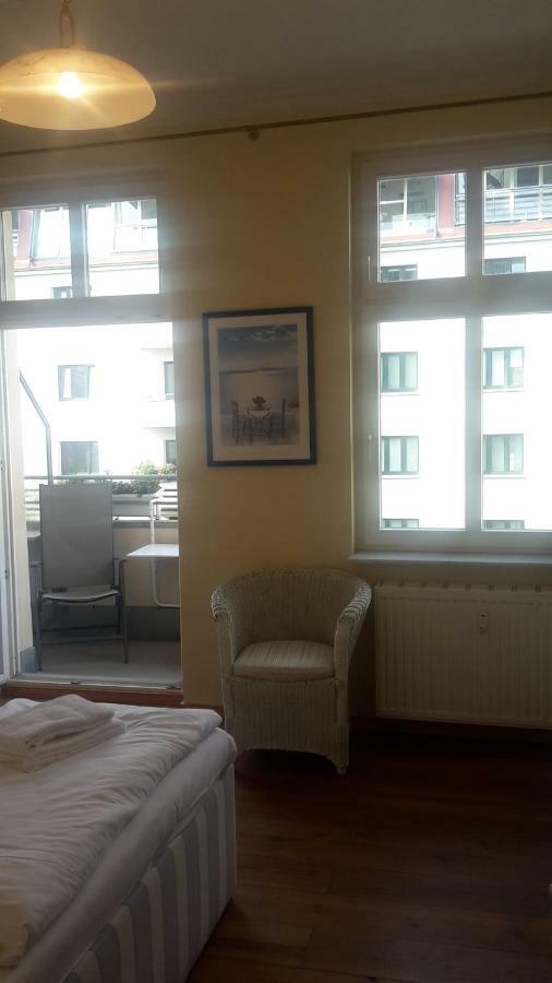 Lichtdurchflutetes Apartment Prenzlauerberg Berlim Exterior foto