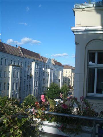 Lichtdurchflutetes Apartment Prenzlauerberg Berlim Exterior foto